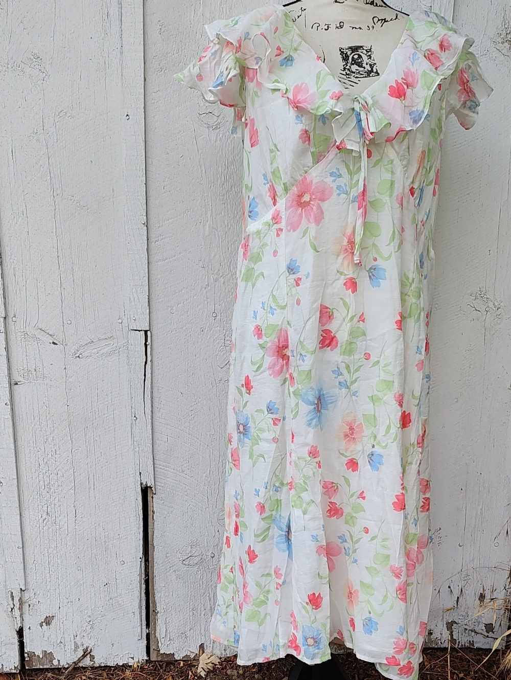 NWT Old Navy White Midi Dress with Floral Print Size 3X Cottagecore Feminine